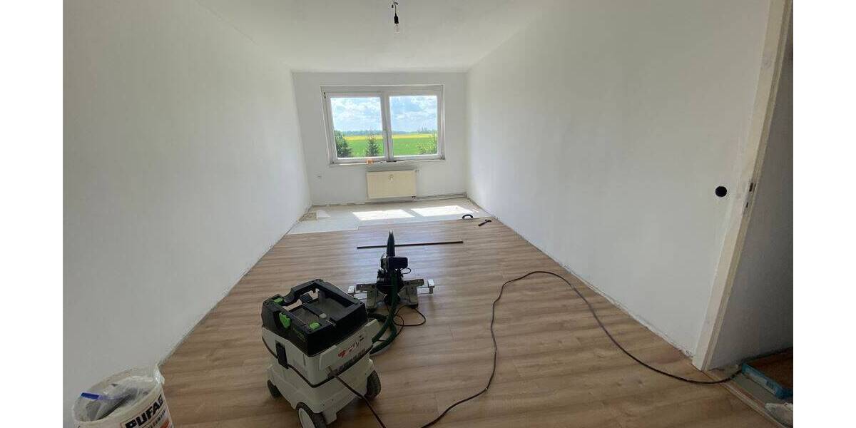 Etagenwohnung Wurzen Burkartshain - 3 Zimmer, 57 m&sup2;, 350&euro; | Angebot:26685234