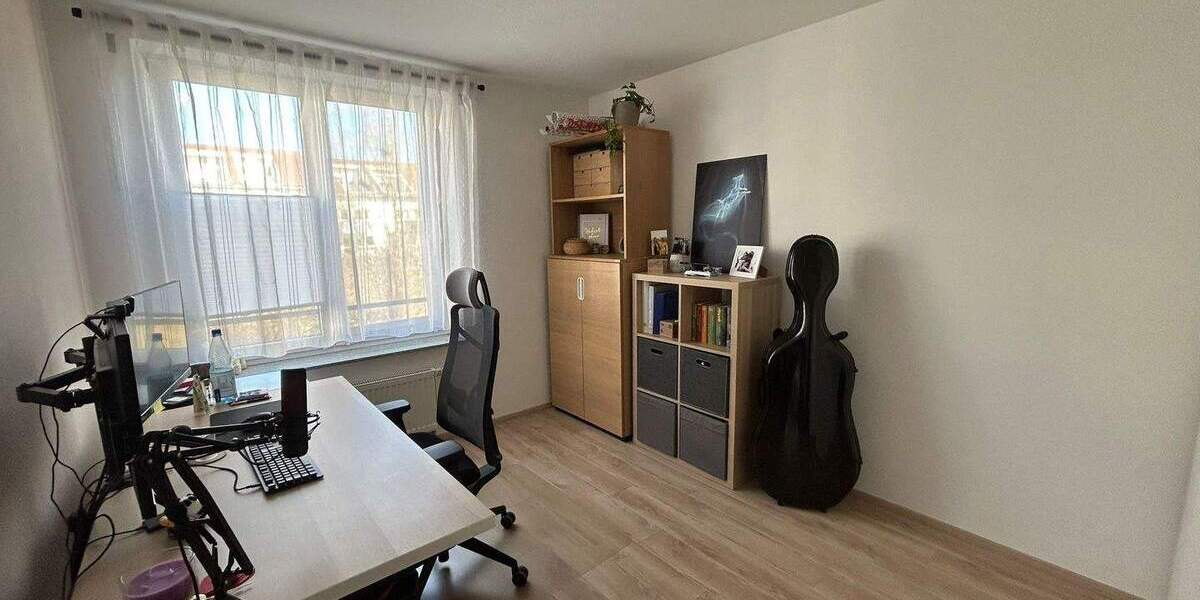 Etagenwohnung Plochingen Lettenäcker - 4 Zimmer, 108 m&sup2;, 1.390&euro; | Angebot:25666391