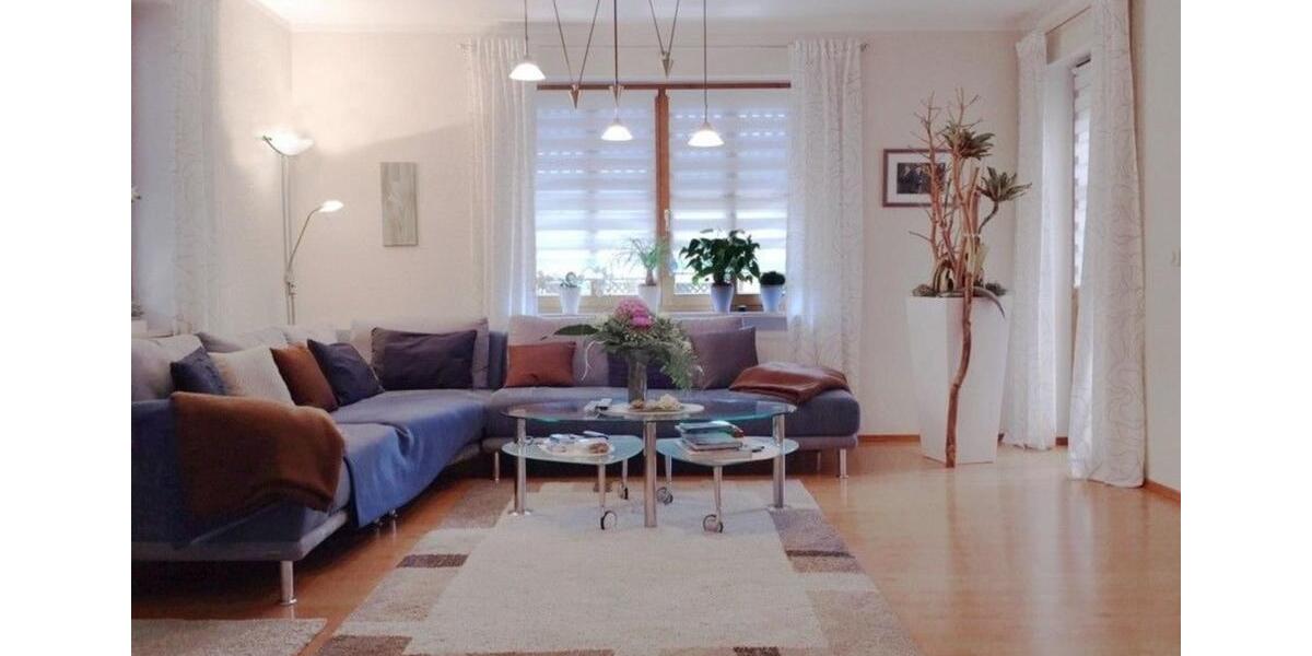 Erdgeschoßwohnung Schrobenhausen - 4 Zimmer, 119 m&sup2;, 1.300&euro; | Angebot:24658272