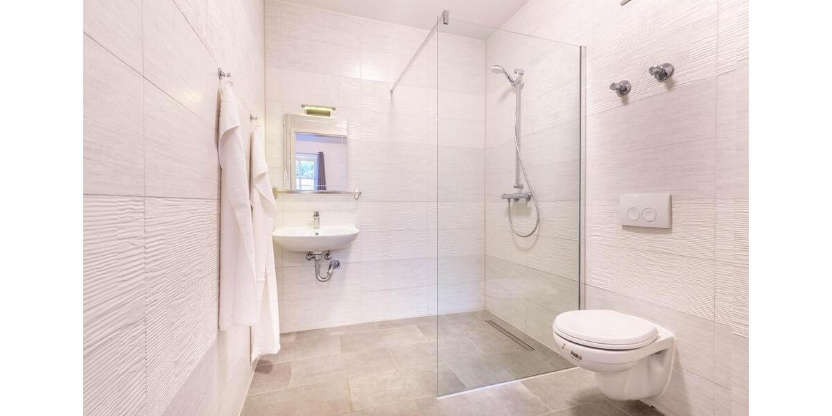 Wohnen auf Zeit Puchheim - 10 Zimmer, 20 m&sup2;, 700&euro; | Angebot:25055722