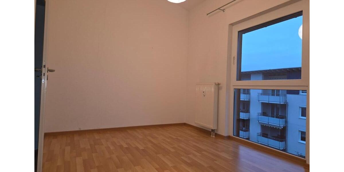 Helle 3,5-Zimmer Galerie Wohnung mit Süd-Balkon in Ludwigsburg 3.5 zimmer