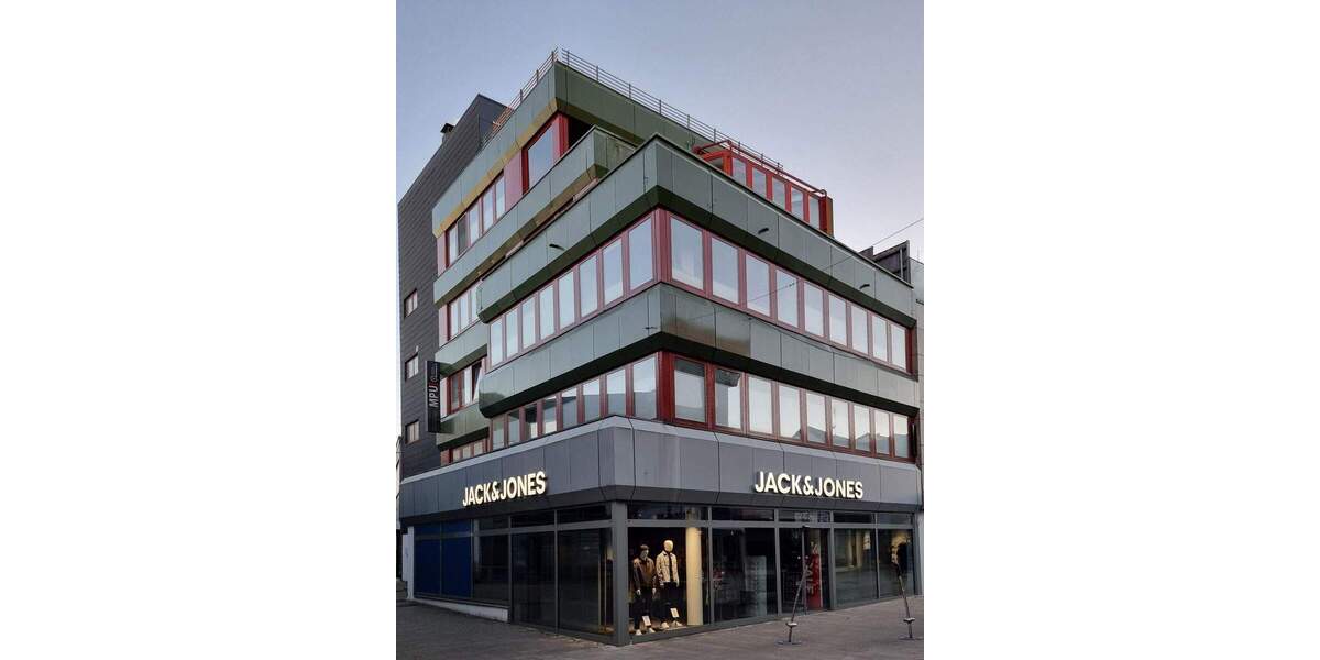 Etagenwohnung Cloppenburg - 4 Zimmer, 140 m&sup2;, 1.200&euro; | Angebot:24711293