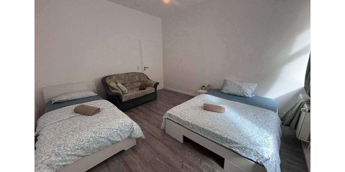 Dachgeschoßwohnung Zeitz - 2 Zimmer, 65 m&sup2;, 800&euro; | Angebot:25392190