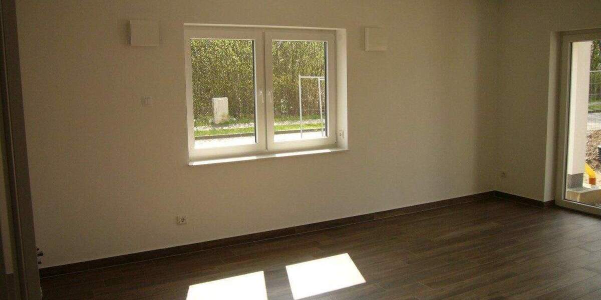 Etagenwohnung Stralsund Tribseer - 3 Zimmer, 90 m&sup2;, 1.170&euro; | Angebot:26105552