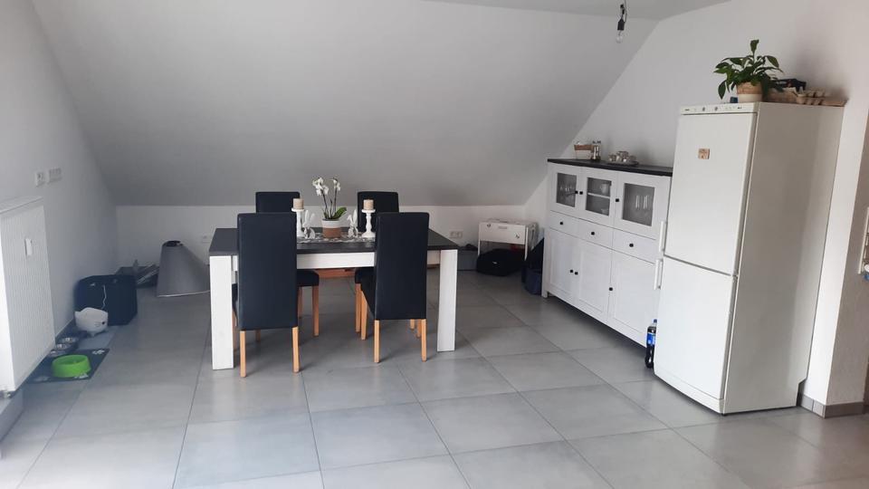 Dachgeschoßwohnung Hundsangen - 2 Zimmer, 85 m&sup2;, 1.000&euro; | Angebot:25787775