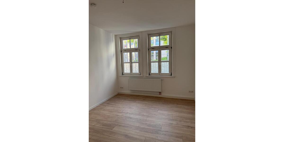 Etagenwohnung Erfurt - 4 Zimmer, 90 m&sup2;, 1.600&euro; | Angebot:26662232