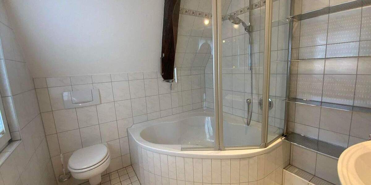 Einfamilienhaus Lünen - 3 Zimmer, 90 m&sup2;, 800&euro; | Angebot:25165863