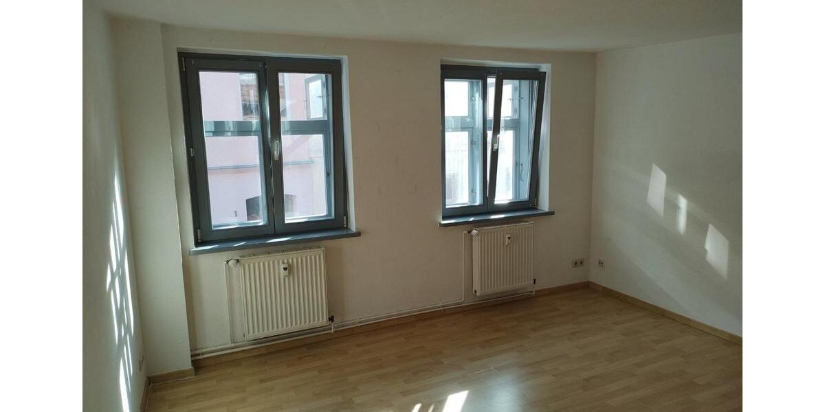 Etagenwohnung Güstrow - 2 Zimmer, 65 m&sup2;, 489&euro; | Angebot:26621523