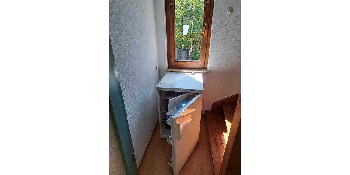Etagenwohnung Bürgel - 3 Zimmer, 100 m&sup2;, 30&euro; | Angebot:26484590
