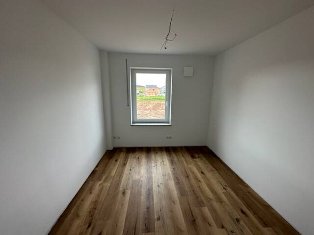 Etagenwohnung Geiselwind - 3 Zimmer, 88 m&sup2;, 750&euro; | Angebot:26189404