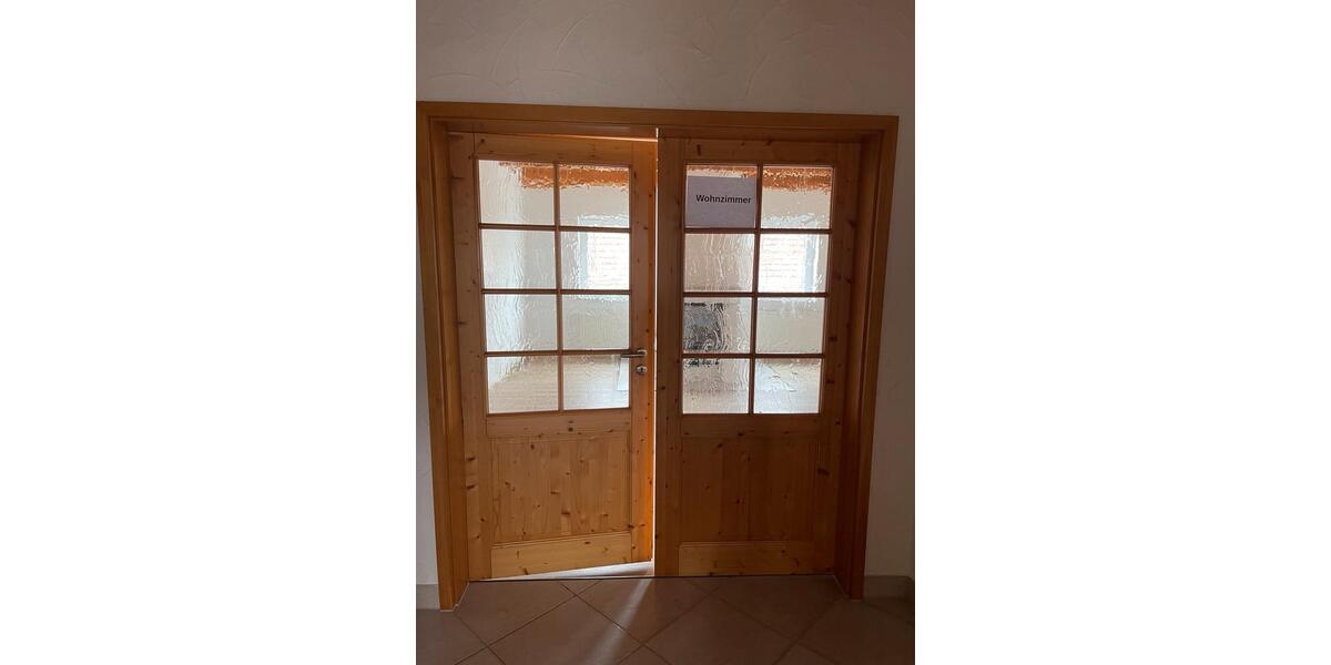 Dachgeschoßwohnung Tangerhütte - 4 Zimmer, 160 m&sup2;, 1.000&euro; | Angebot:26461435