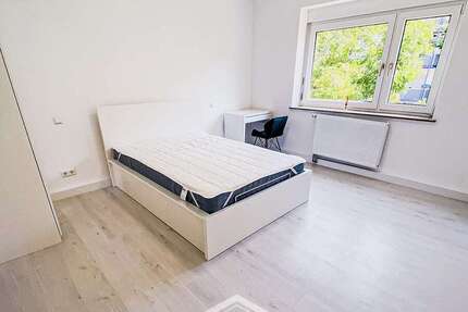 Zimmer Bad Cannstatt Bad Cannstatt - 1 Zimmer, 605&euro; | Angebot:27000118
