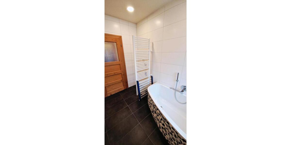 Erdgeschoßwohnung Randersacker - 2 Zimmer, 60 m&sup2;, 1.055&euro; | Angebot:24787432