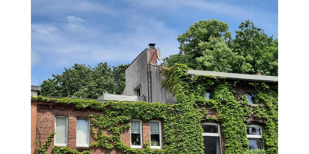 Dachgeschoßwohnung Schortens - 5 Zimmer, 110 m&sup2;, 750&euro; | Angebot:25822443