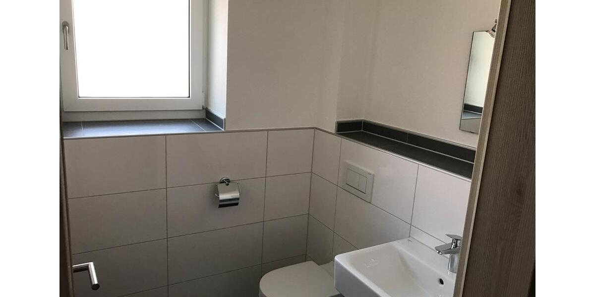 Erdgeschoßwohnung Neustadt an der Aisch - 3 Zimmer, 96 m&sup2;, 1.000&euro; | Angebot:25977285