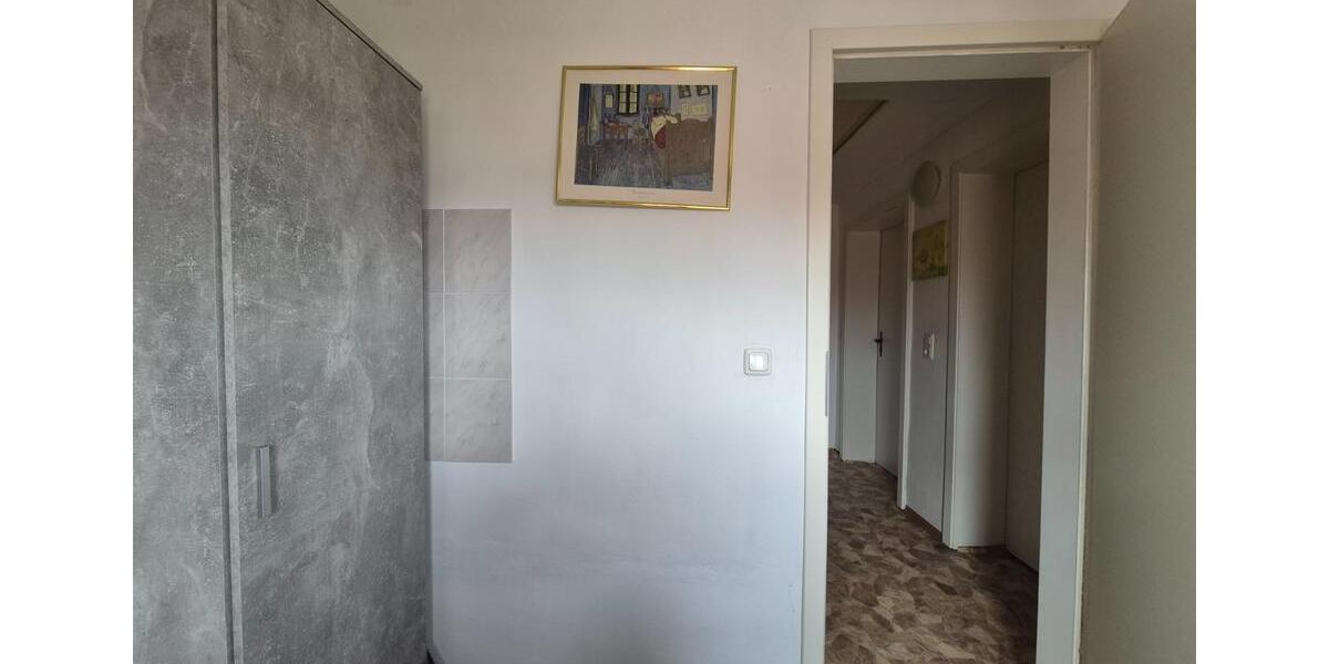 Etagenwohnung Altötting - 1 Zimmer, 9 m&sup2;, 280&euro; | Angebot:25805747