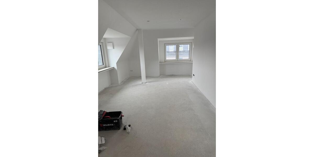 Dachgeschoßwohnung Bad Pyrmont - 3 Zimmer, 80 m&sup2;, 800&euro; | Angebot:24841335