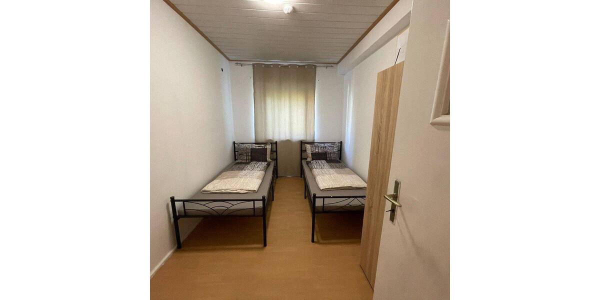 Mehrfamilienhaus, Wohnhaus Fresing Freising - 1 Zimmer, 400 m&sup2;, 500&euro; | Angebot:26825319