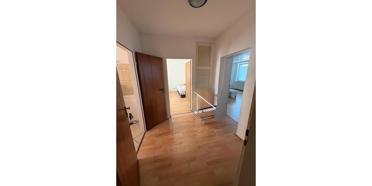 Etagenwohnung Krefeld Benrad - 2 Zimmer, 65 m&sup2;, 700&euro; | Angebot:26498597