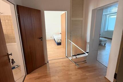 Wohnung Krefeld Benrad - 2 Zimmer, 65 m&sup2;, 700&euro; | Angebot:26498597