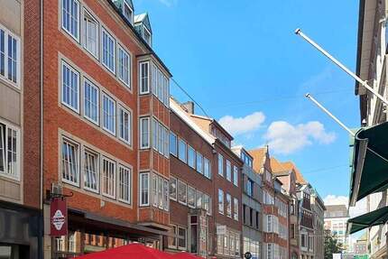 Büro-Praxisfläche in Bestlage der Bremer Sögestraße 1. OG 4 zimmer