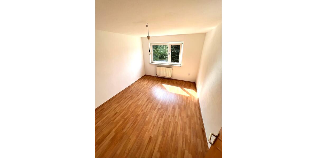 Etagenwohnung Kiel Meimersdorf - 3 Zimmer, 66 m&sup2;, 680&euro; | Angebot:25407364