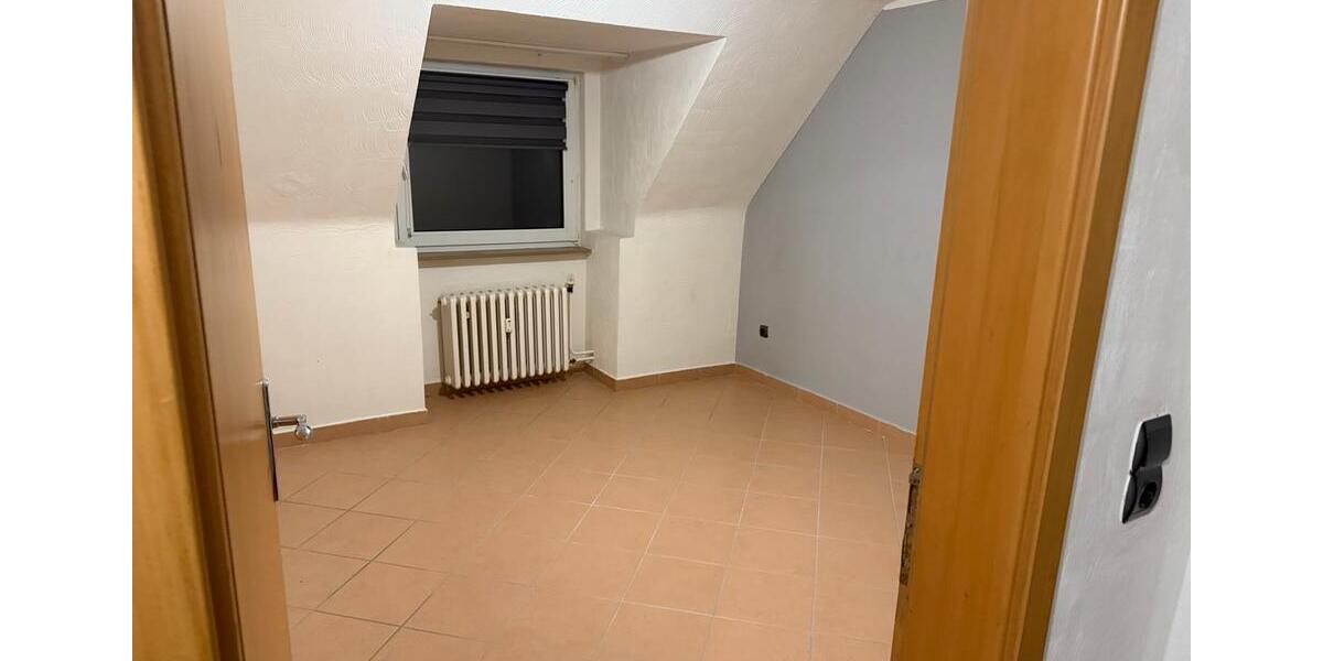 Dachgeschoßwohnung Werdohl - 3 Zimmer, 52 m&sup2;, 600&euro; | Angebot:24695156