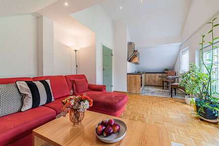 Zimmer Frankfurt Rödelheim - 3 Zimmer, 1.890&euro; | Angebot:26840441