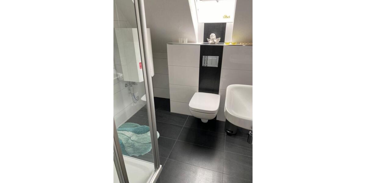 Dachgeschoßwohnung Vohenstrauß - 3 Zimmer, 80 m&sup2;, 750&euro; | Angebot:26573305