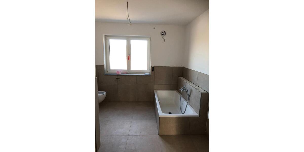 Einfamilienhaus Pettendorf - 5 Zimmer, 165 m&sup2;, 1.600&euro; | Angebot:25984264