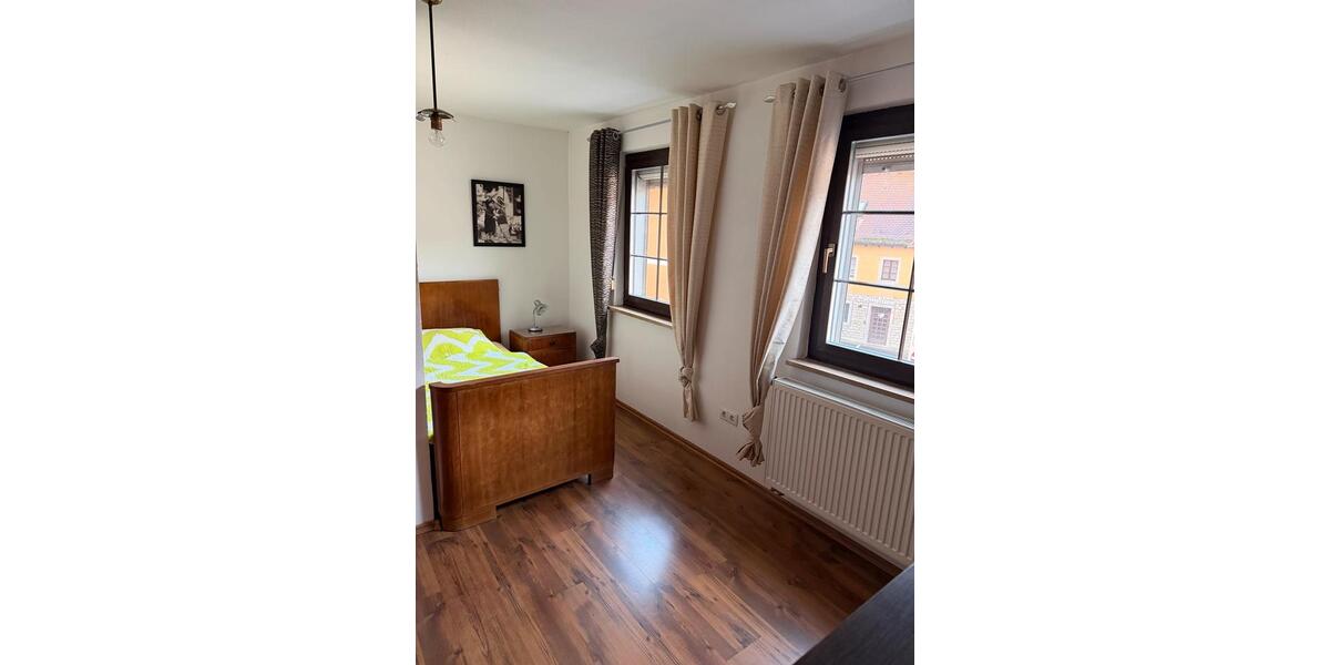 Etagenwohnung Würzburg - 2 Zimmer, 40 m&sup2;, 880&euro; | Angebot:24689748