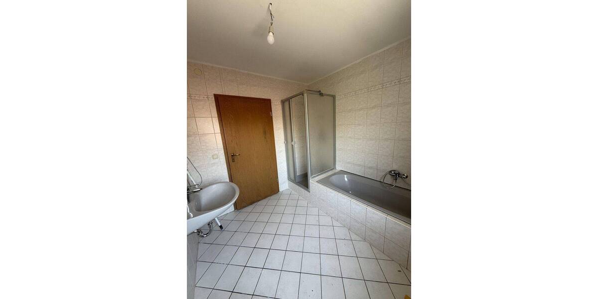 Etagenwohnung Lichtenau - 3 Zimmer, 77 m&sup2;, 925&euro; | Angebot:26820853