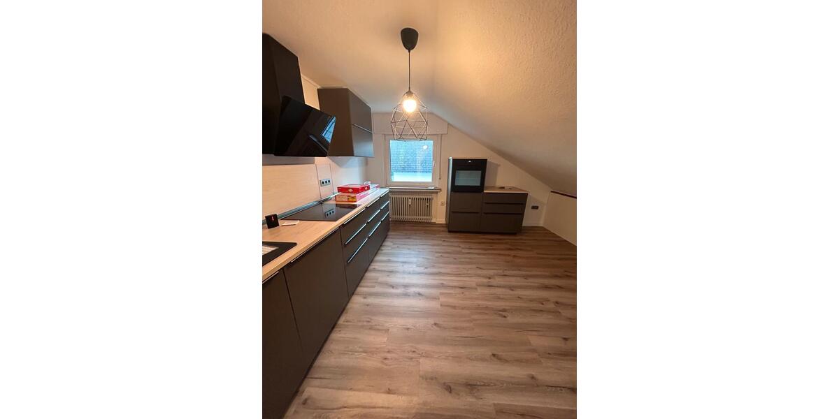 Dachgeschoßwohnung Siegen - 2 Zimmer, 59 m&sup2;, 580&euro; | Angebot:26026067