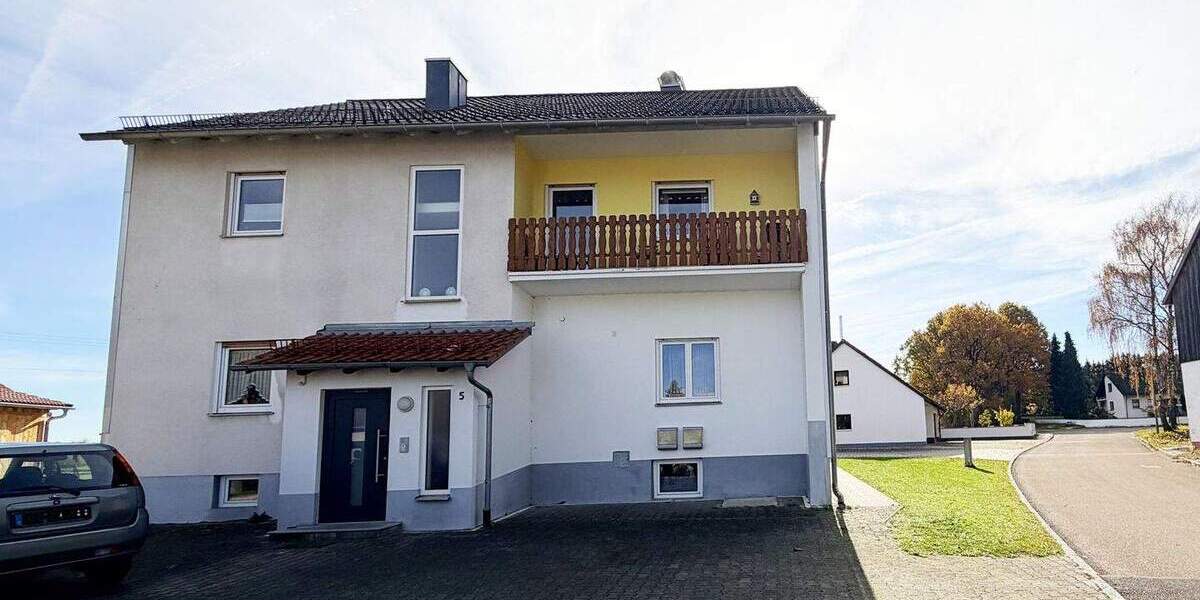 Etagenwohnung Neumarkt in der Oberpfalz / Rittershof Rittershof - 4 Zimmer, 108 m&sup2;, 800&euro; | Angebot:25780831