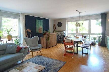 Krefeld-Cracau, Bismarckstraße 38 - Tolle 3-Zimmer-Wohnung mit Balkon im Bismarckviertel ab Anf.Mitte November zu mieten !!