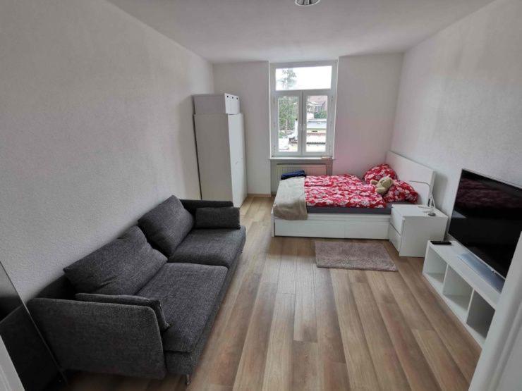 Wohnen auf Zeit Waldbronn - 1 Zimmer, 18 m&sup2;, 490&euro; | Angebot:25873330