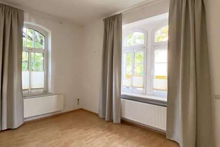 Wohnung zum Mieten in Dresden 371 € 37 m²