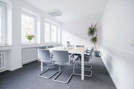 Büro in Düsseldorf 299 € 27 m²