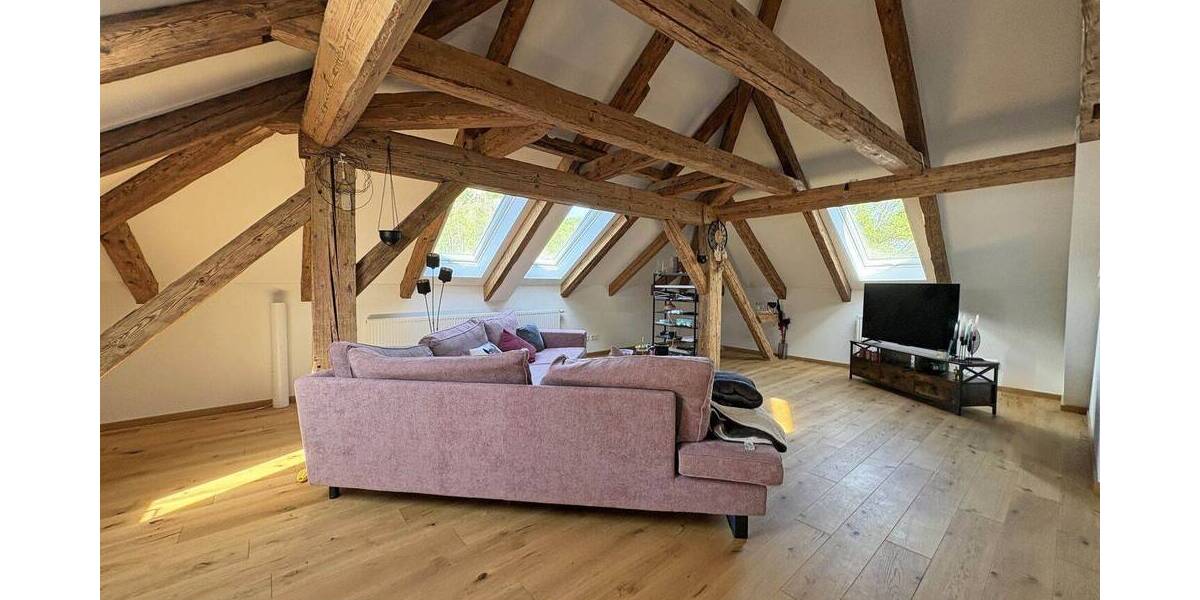 Etagenwohnung Riedenburg Lintlhof - 2 Zimmer, 91 m&sup2;, 780&euro; | Angebot:26684011