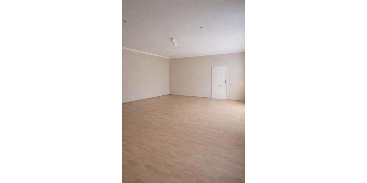 Etagenwohnung Bad Harzburg - 4 Zimmer, 160 m&sup2;, 1.600&euro; | Angebot:26125177