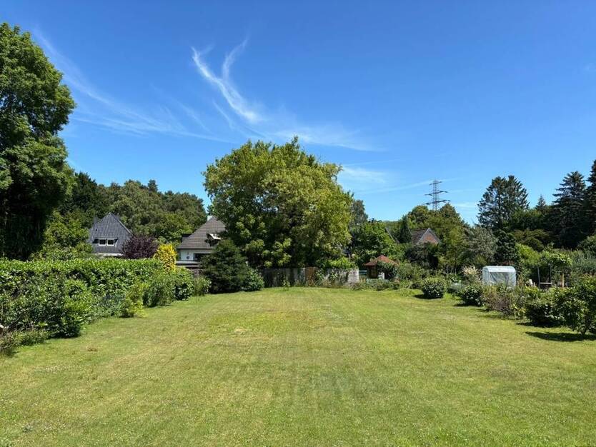 Charmantes + gemütliches Einfamilienhaus mit tollem Garten in ruhiger Lage von Wellingsbüttel!