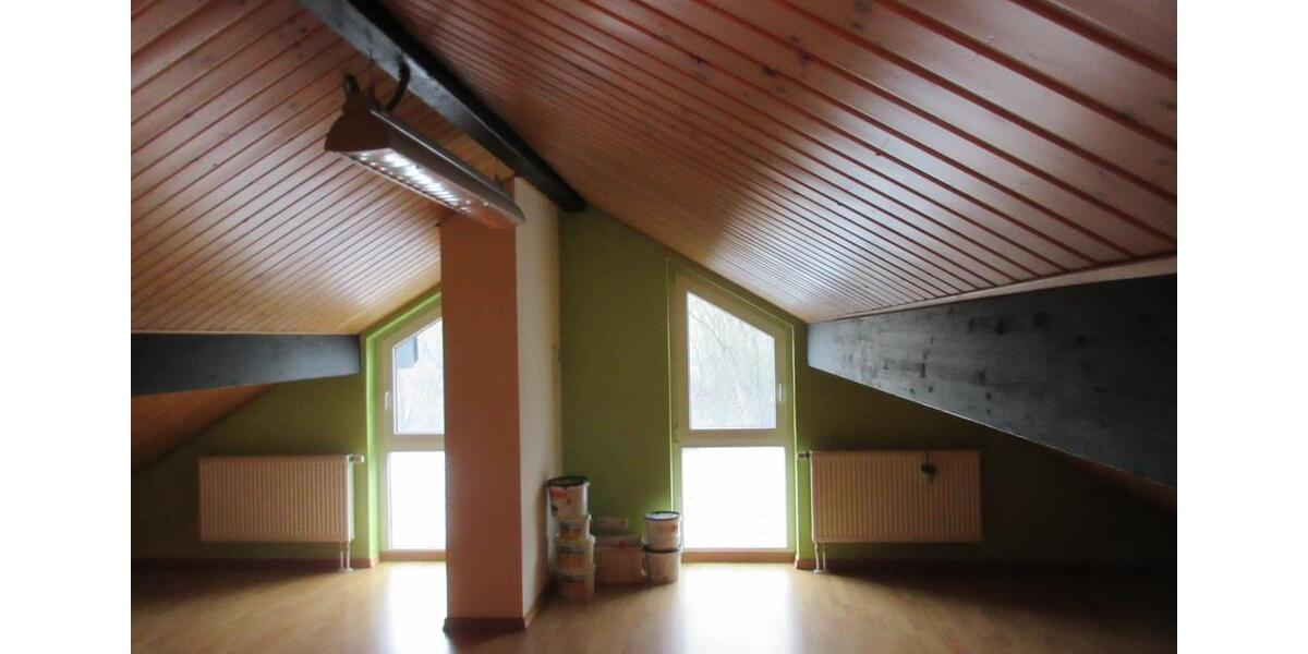Dachgeschoßwohnung Lissendorf - 3 Zimmer, 143 m&sup2;, 1.050&euro; | Angebot:25056598