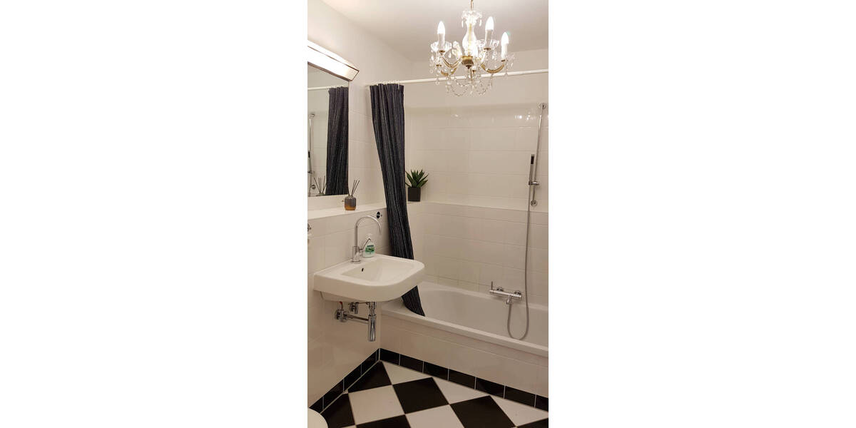 Etagenwohnung Hamburg St. Pauli - 2 Zimmer, 52 m&sup2;, 1.280&euro; | Angebot:26174120