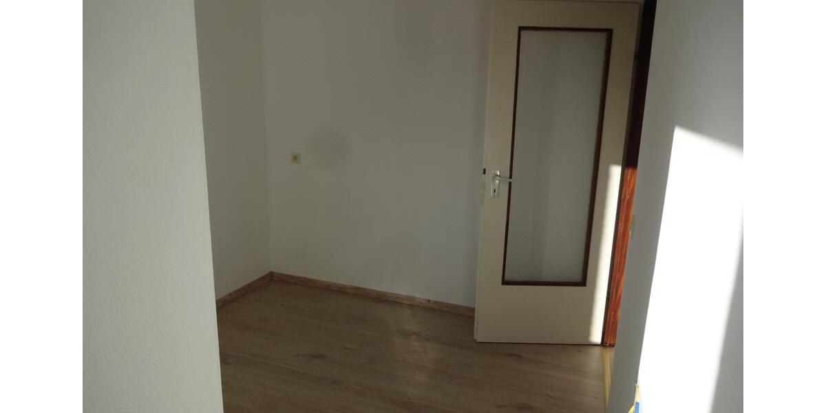 Etagenwohnung Mettlach - 3 Zimmer, 72 m&sup2;, 740&euro; | Angebot:26021093