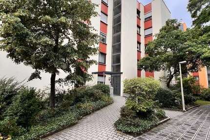 Wohnung Nürnberg Gaismannshof - 3 Zimmer, 94 m&sup2;, 1.300&euro; | Angebot:27031009