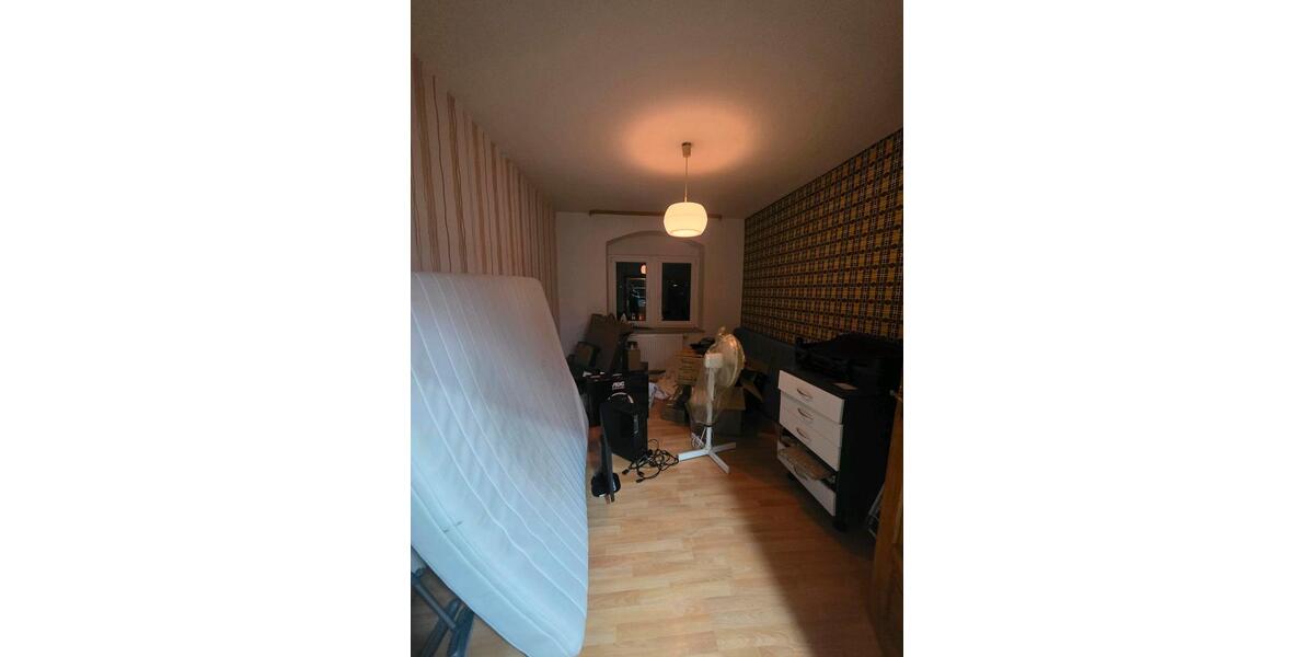 Etagenwohnung Höhr-Grenzhausen Grenzhausen - 5 Zimmer, 60 m&sup2;, 1.100&euro; | Angebot:24346384