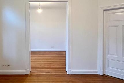 5 Zimmer Altbau-Wohnung mit Balkon auf der Altstadtinsel zimmer
