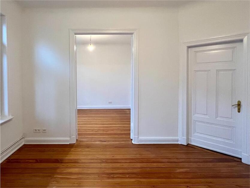 5 Zimmer Altbau-Wohnung mit Balkon auf der Altstadtinsel zimmer