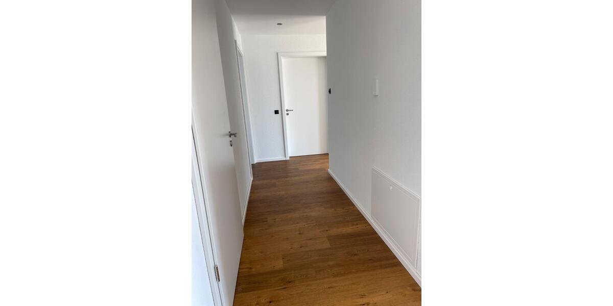 Schöne, helle Mietwohnung im Obergeschoss 1 zimmer