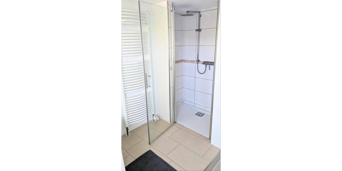 Wohnen auf Zeit Langenfeld (Rheinland) - 1 Zimmer, 35 m&sup2;, 300&euro; | Angebot:26402589